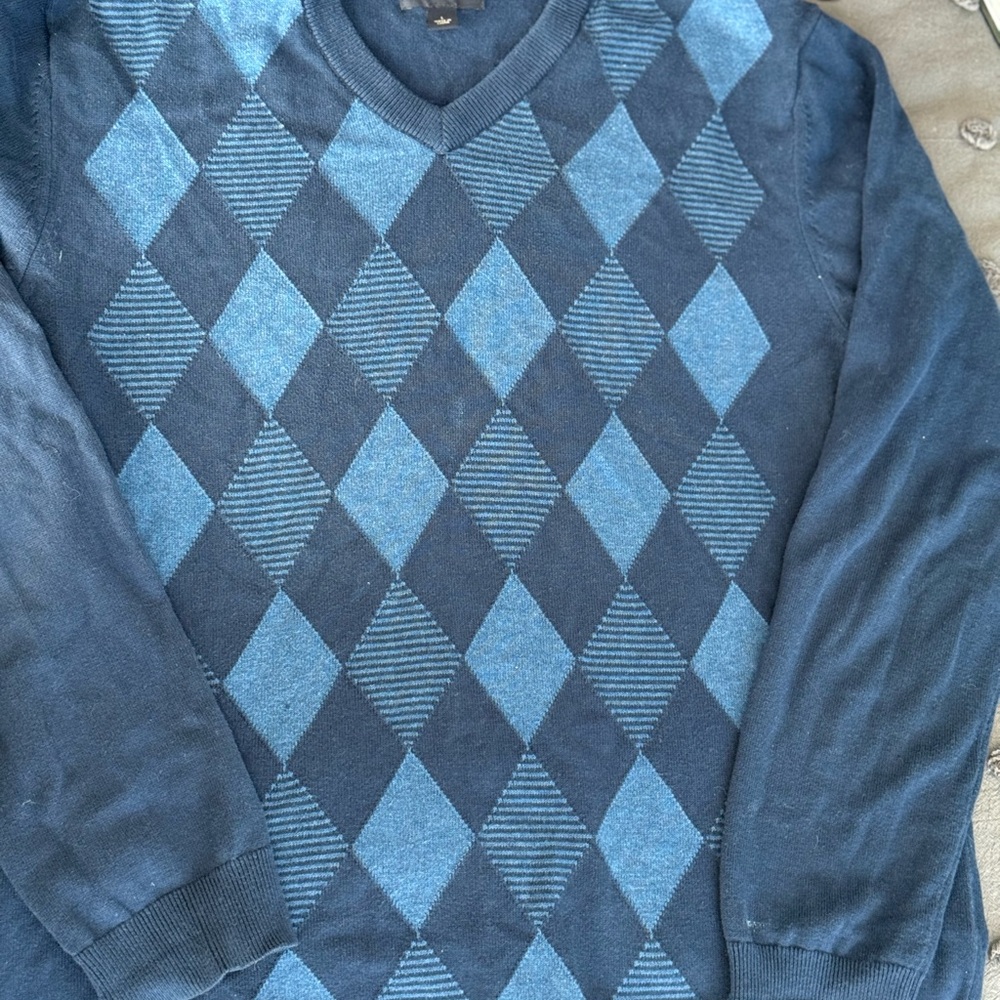 Banana Republic Navy and Light Blue V-Neck Sweater